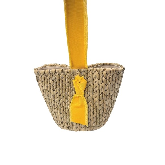 Pamela Munson Petite Isla Bahia Basket Bag Yellow Ribbon Bucket Woven Straw - Picture 3 of 7